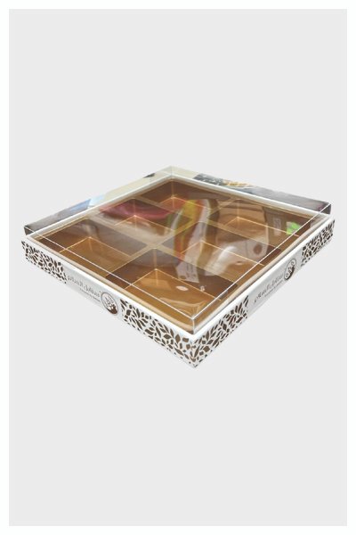 trays for sweets, chocolates, and dates