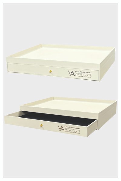 trays for sweets, chocolates, and dates