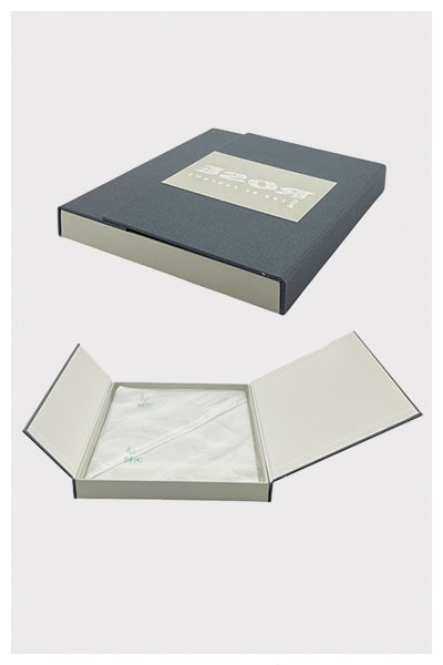 Boxes for ghutras, shemaghs and thobes